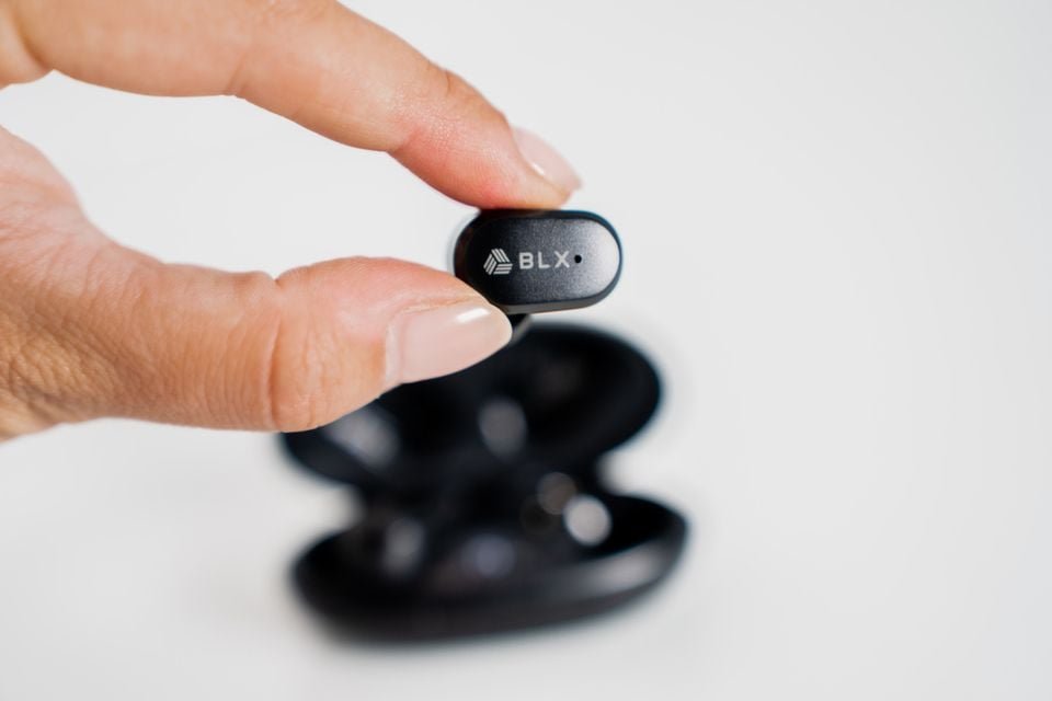 Blxbuds fit.jpg